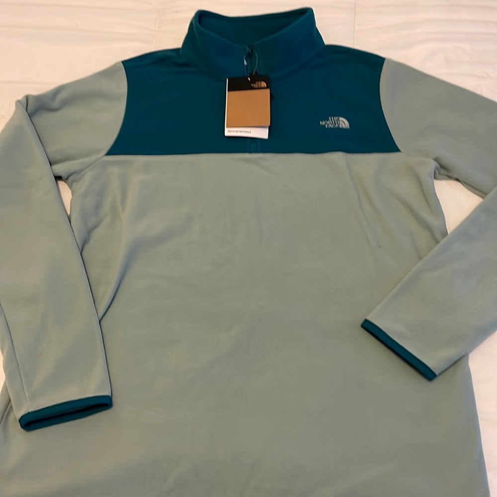 1/4 zip North Face Pull-over